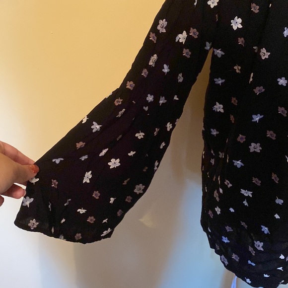 COPY - LOFT blouse - Picture 11 of 13